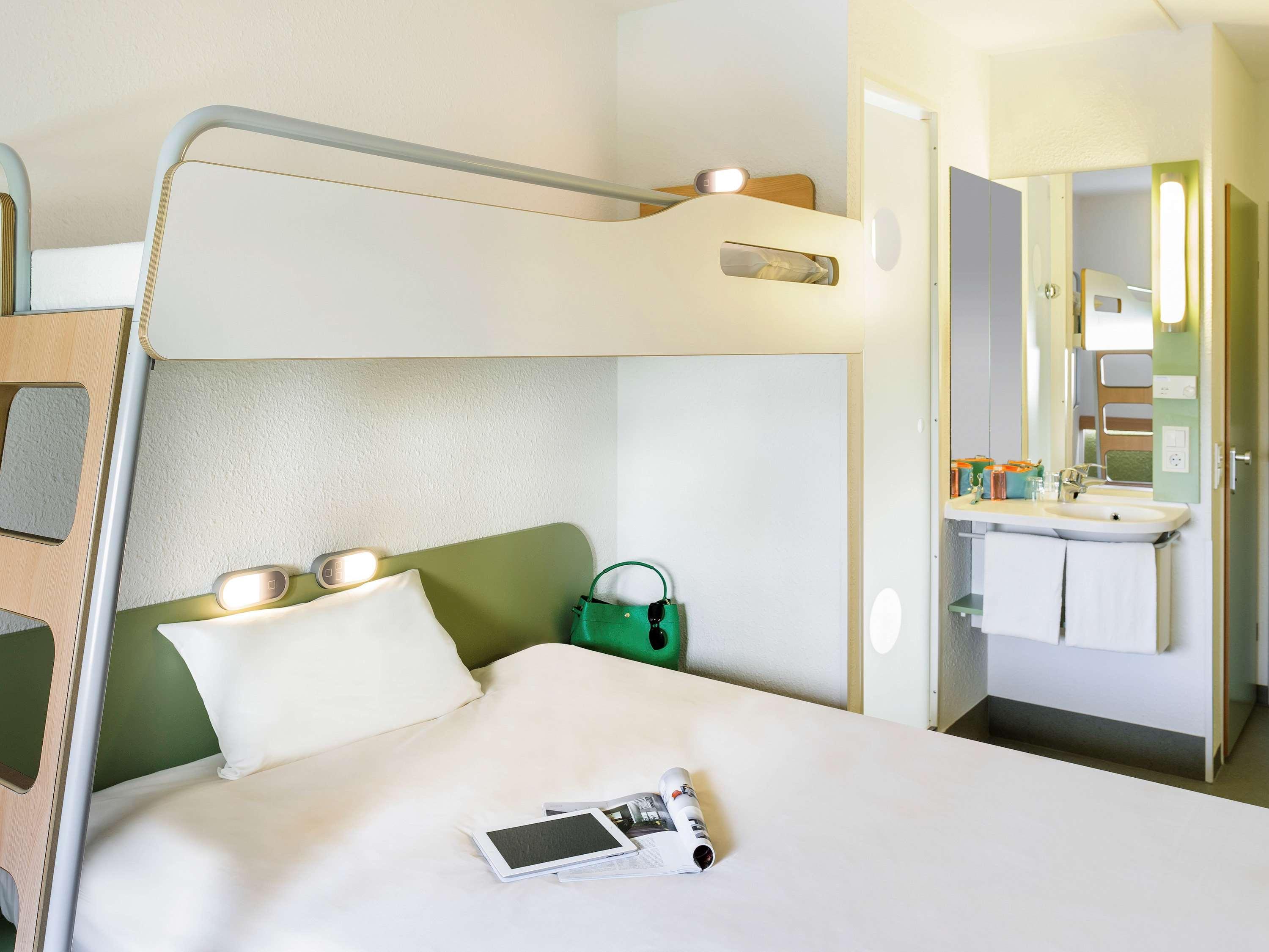 Ibis Budget Southampton Centre Экстерьер фото